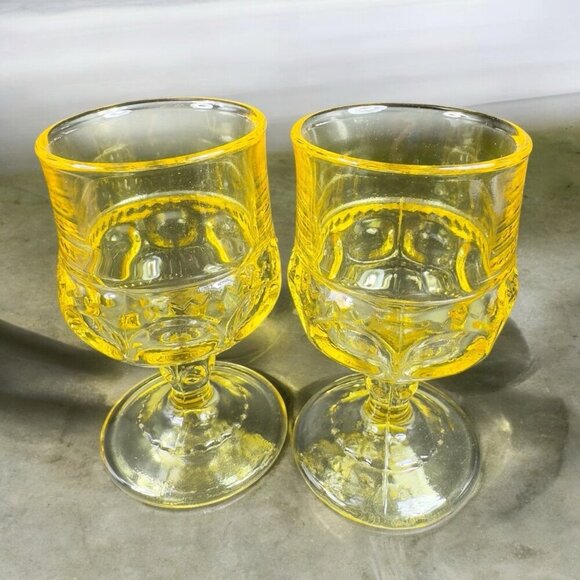 Indiana Glass Kings Crown Thumbprint Yellow Goblet Small Cups Glasses Set 2 - Picture 1 of 12